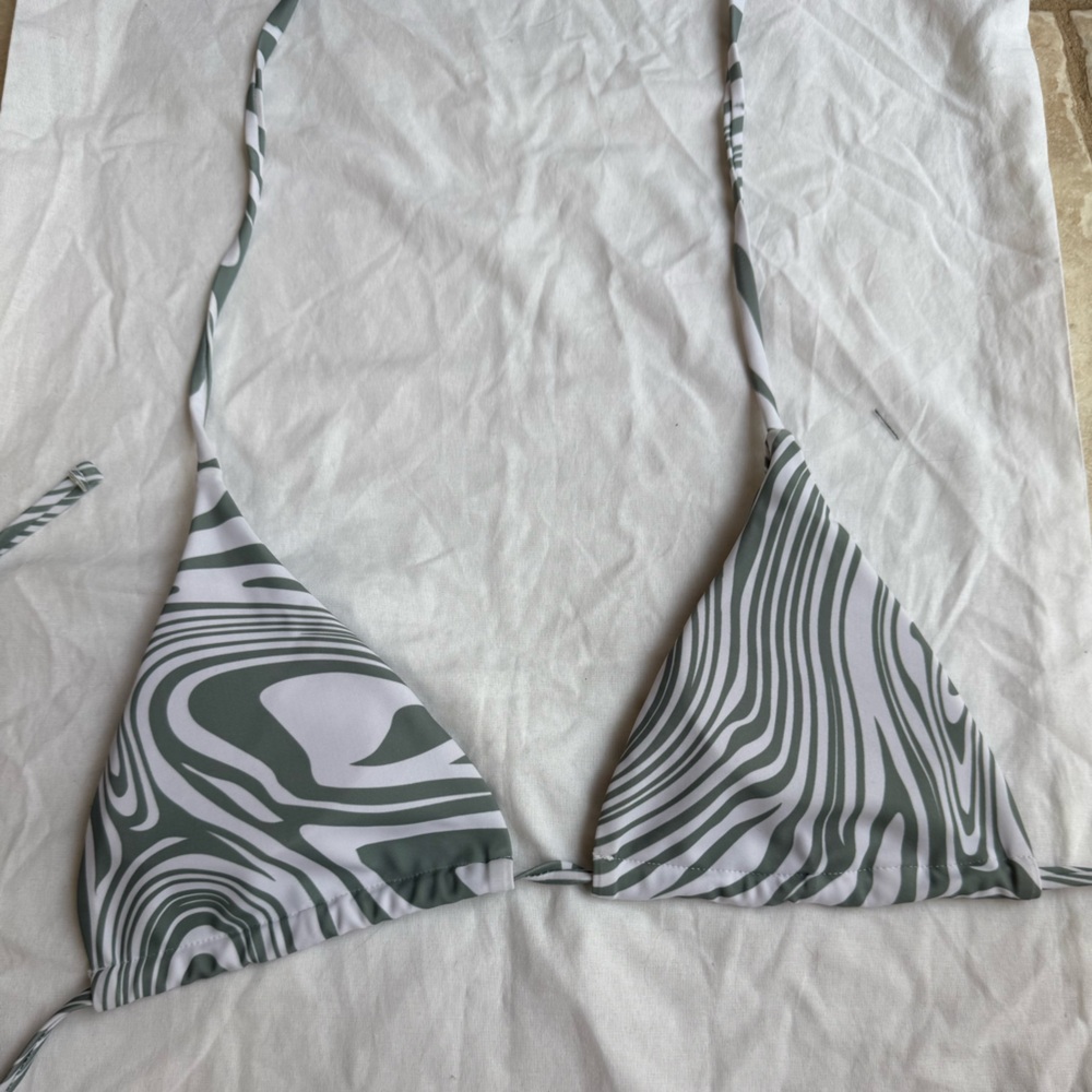 Swirl Pattern Bikini Top